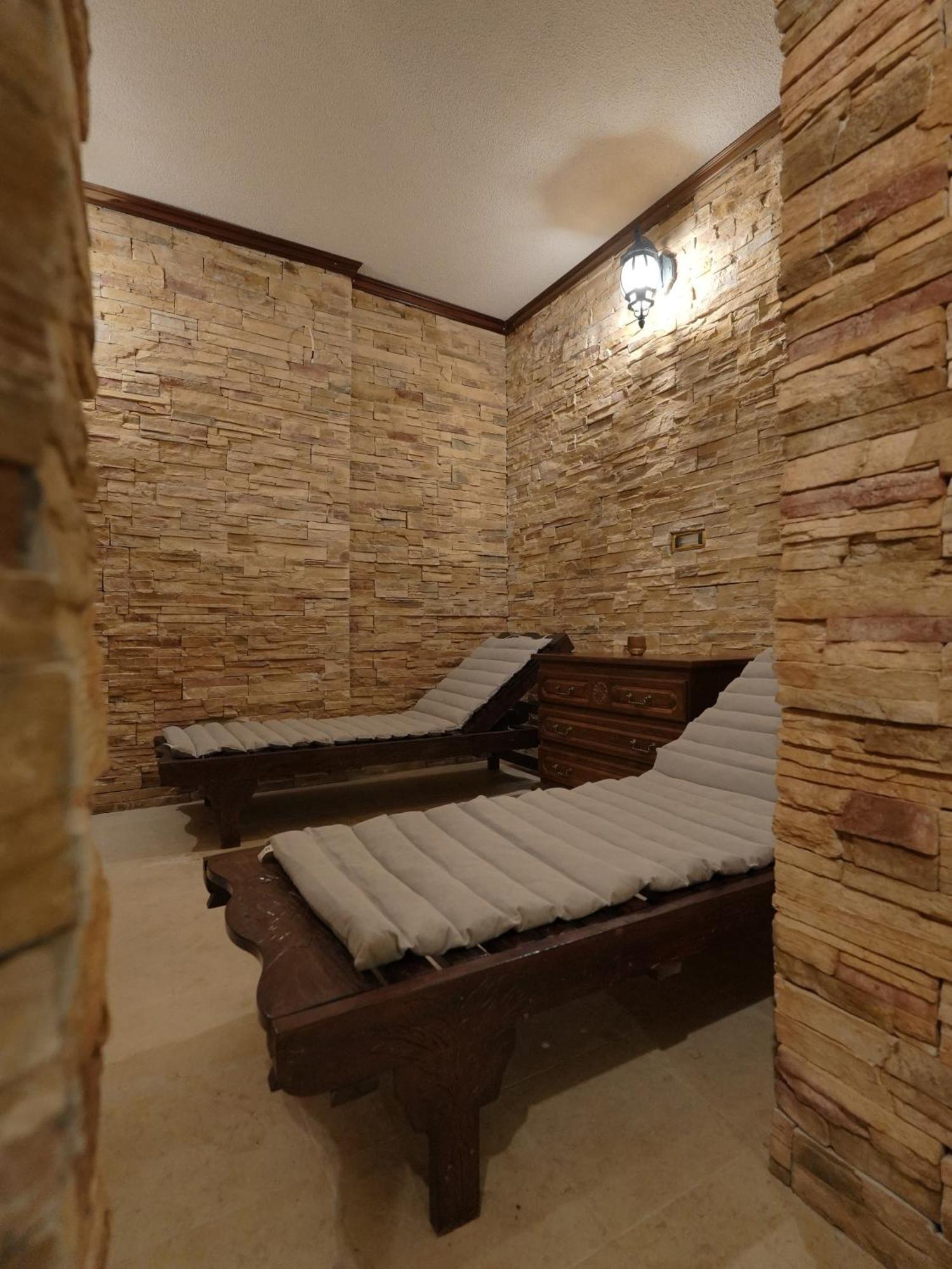 The Castle - Your Unique Way Of Retreat 보로베츠 외부 사진