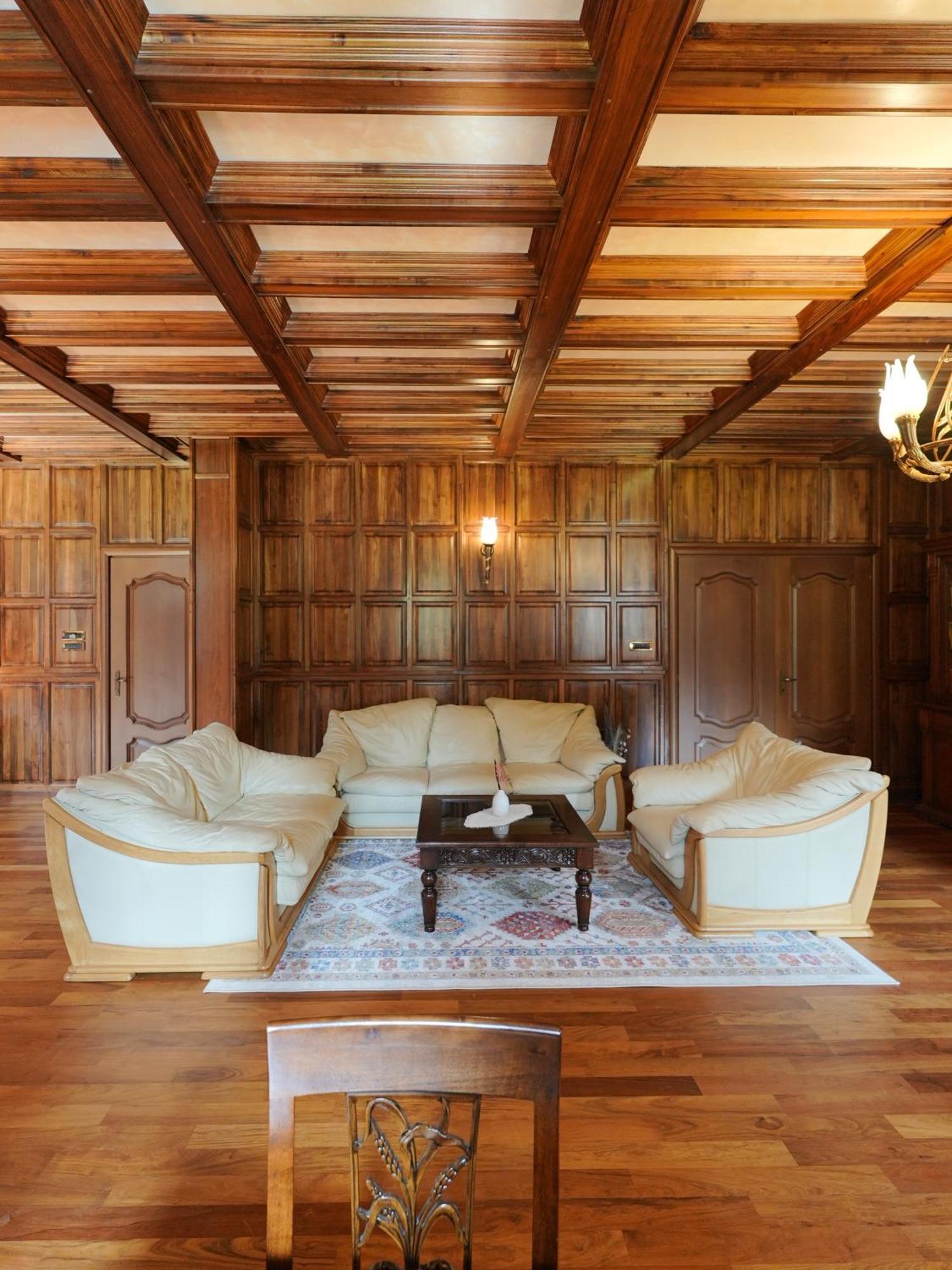 The Castle - Your Unique Way Of Retreat 보로베츠 외부 사진