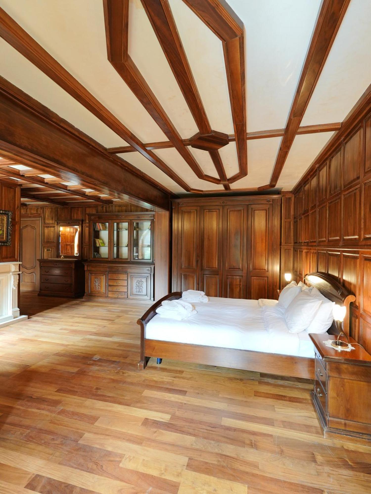 The Castle - Your Unique Way Of Retreat 보로베츠 외부 사진