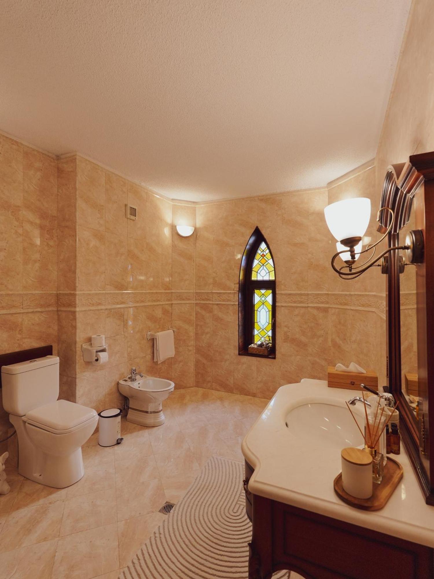 The Castle - Your Unique Way Of Retreat 보로베츠 외부 사진