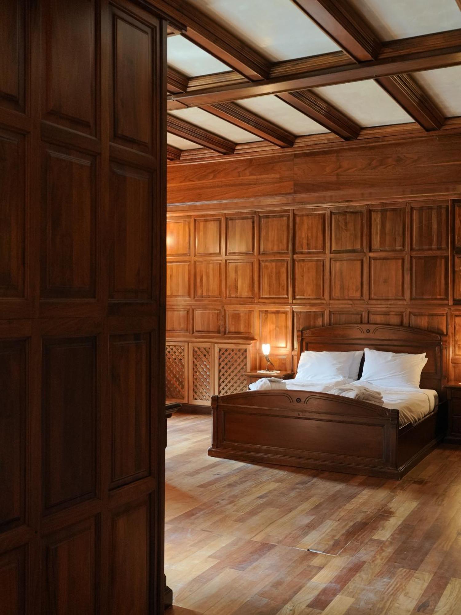The Castle - Your Unique Way Of Retreat 보로베츠 외부 사진