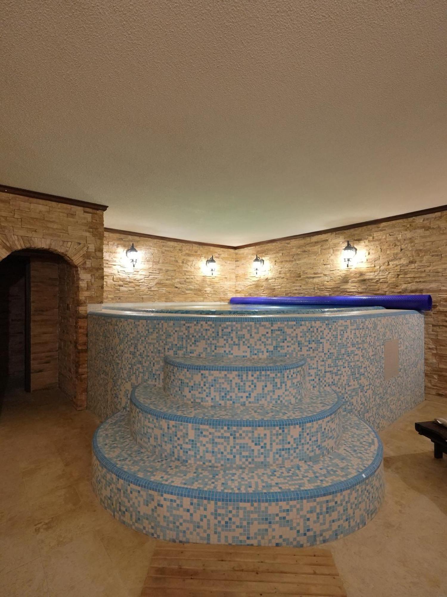 The Castle - Your Unique Way Of Retreat 보로베츠 외부 사진