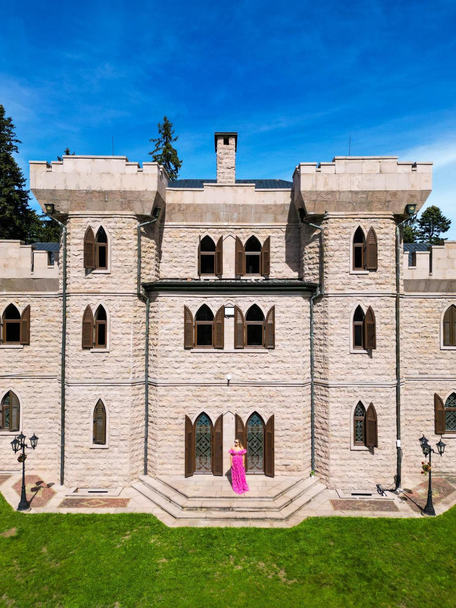 The Castle - Your Unique Way Of Retreat 보로베츠 외부 사진