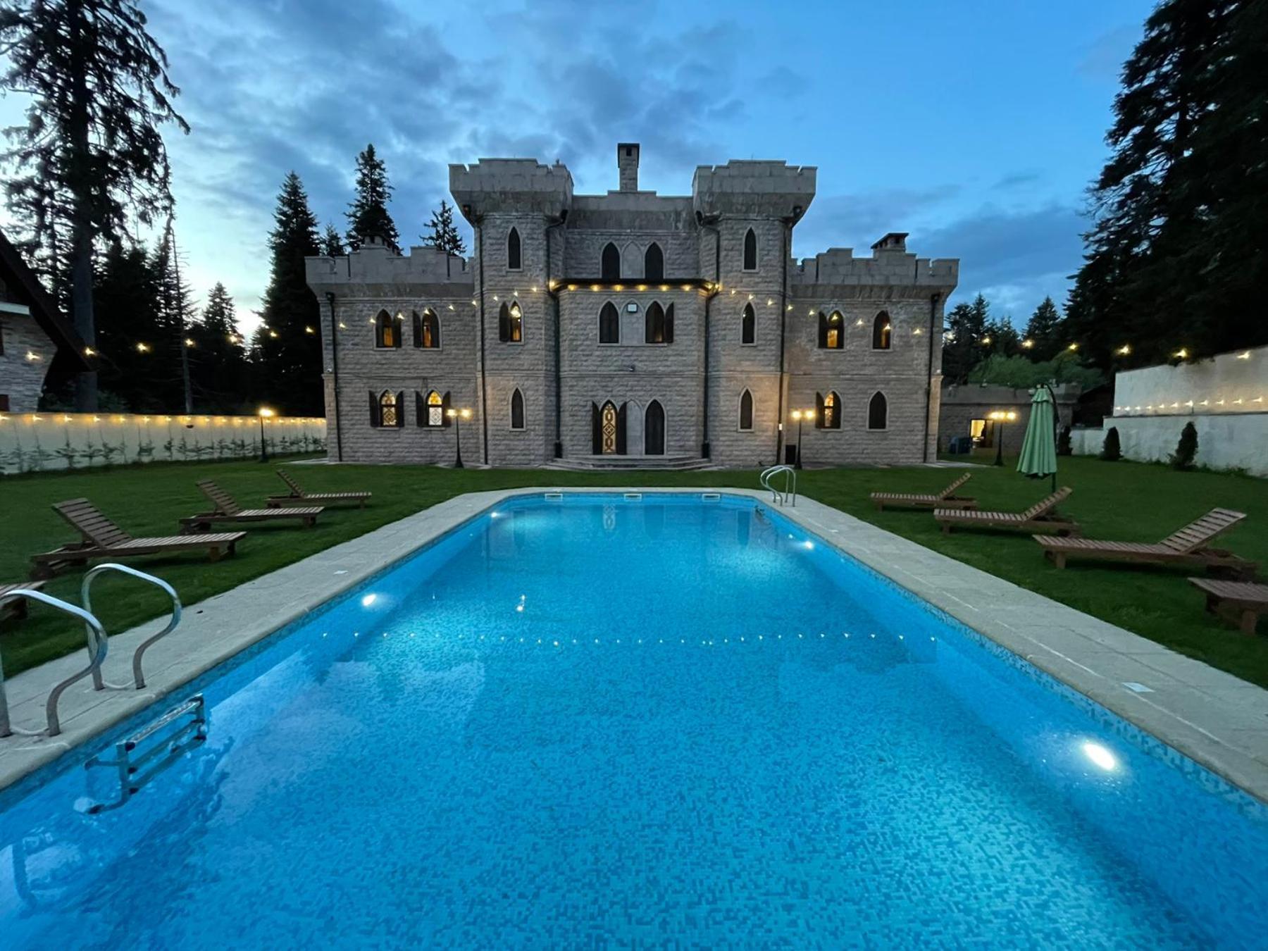 The Castle - Your Unique Way Of Retreat 보로베츠 외부 사진